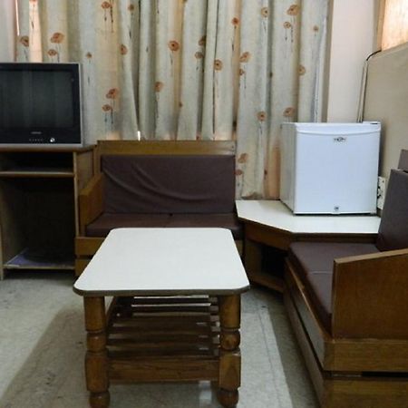 Viraaj Guest House Noida Extérieur photo