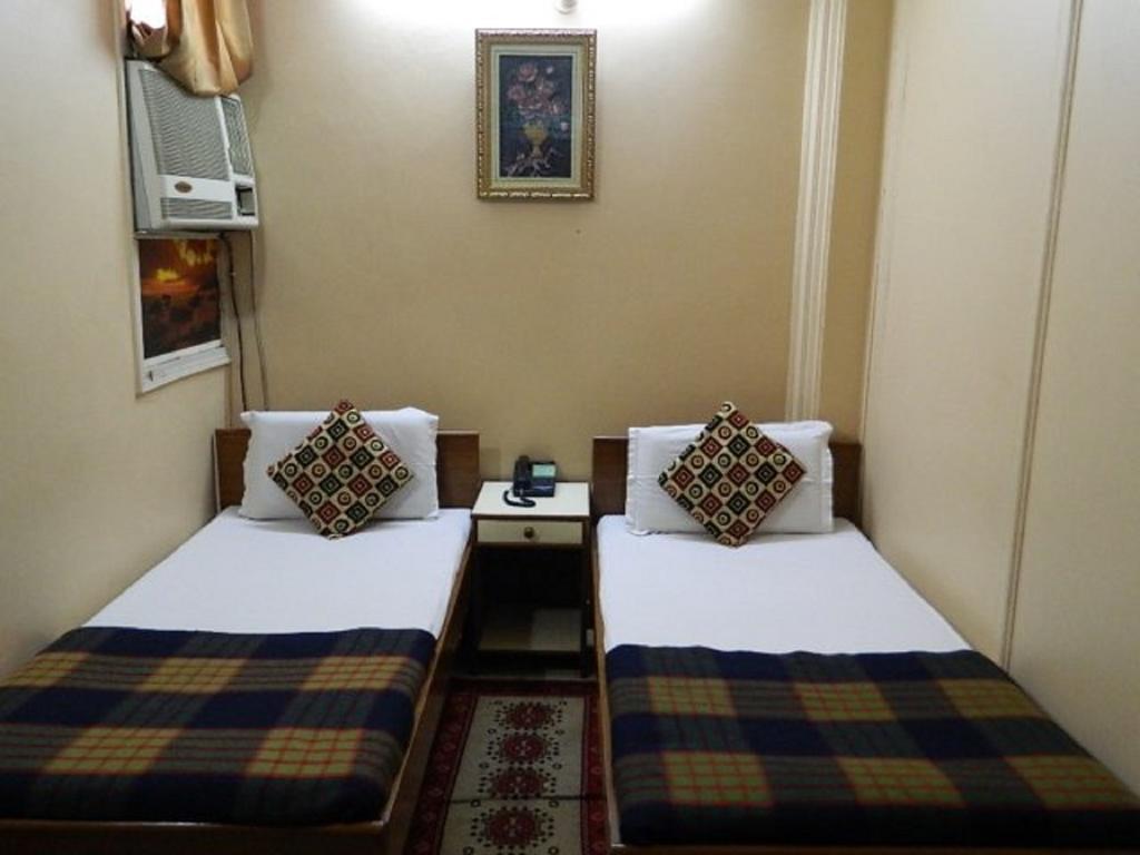 Viraaj Guest House Noida Extérieur photo
